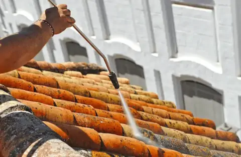 Nettoyage de toitures - Volx